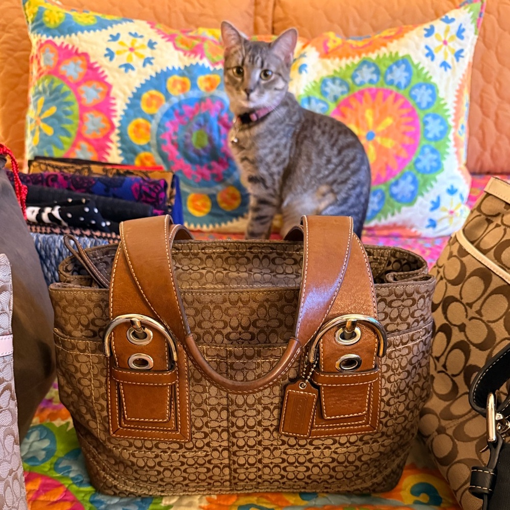 Coach Shoulder Bags (3) in Brown/cognac, Tan/orange, pink vinyl.